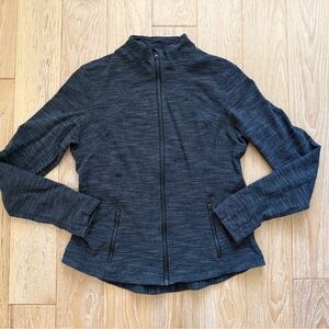 Lululemon Forme jacket women’s size 12‎ quiet luxury gray